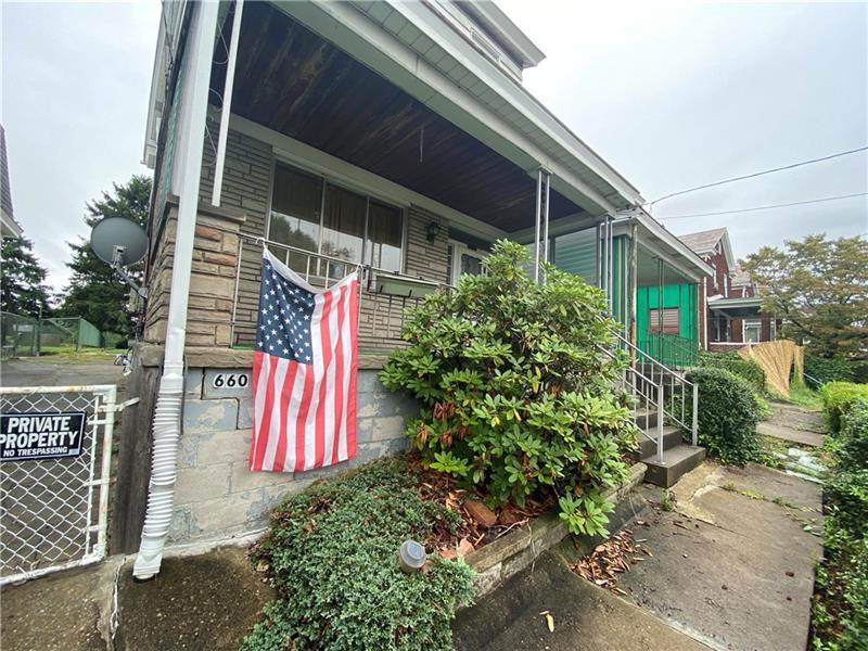660 Margaret Street - Photo 1
