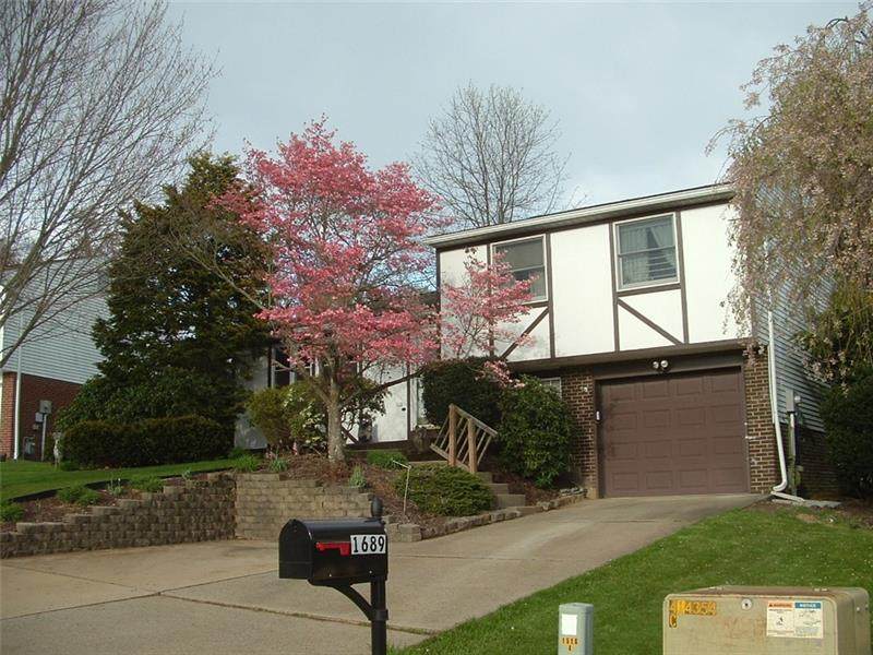 1689 Friar Tuck Dr - Photo 1