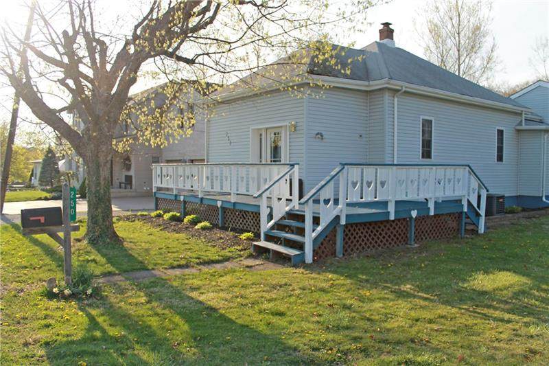 250 Boundary St - Photo 1