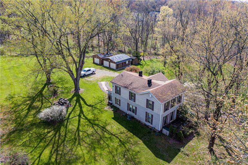 2121 Hermitage Rd - Photo 1