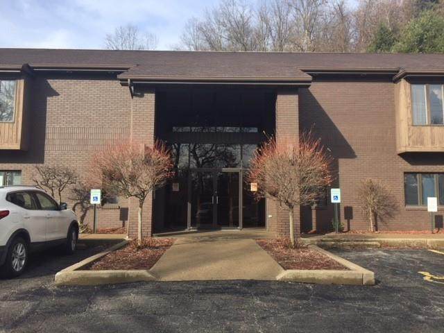 701 Sharon Road, Unit #3 - Photo 1