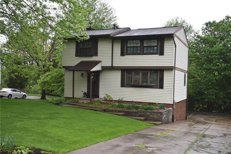 1852 Wallace Road - Photo 1