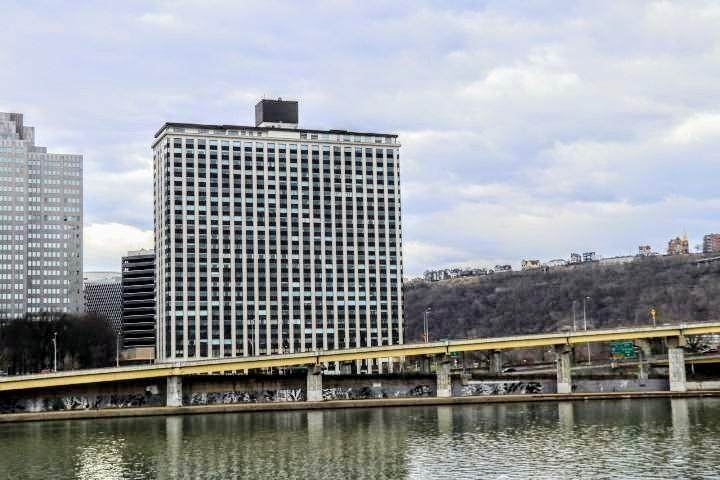 320 Fort Duquesne Blvd (340 & 360) - Photo 1