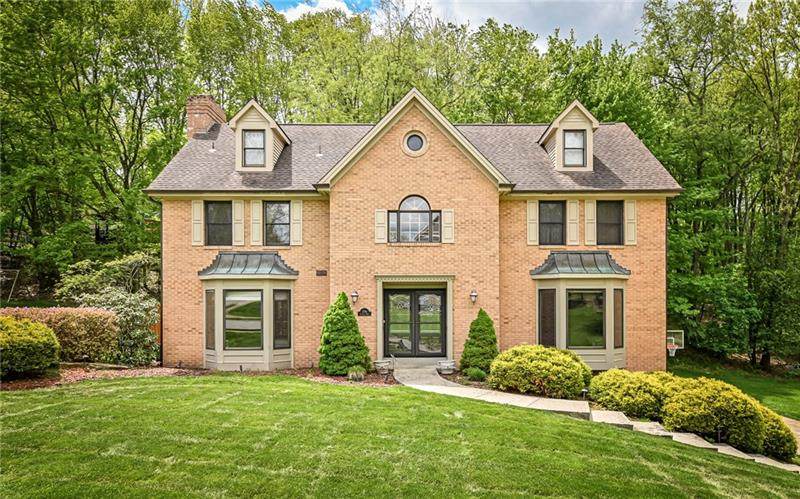 206 Seasons Drive - Photo 1