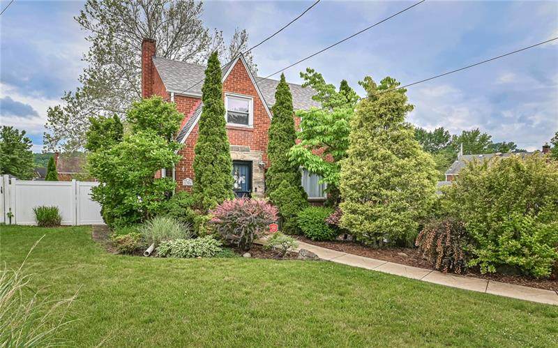 1306 Maple Ave - Photo 1