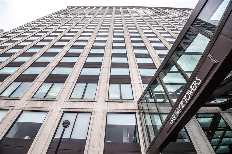 320 Fort Duquesne Boulevard - Photo 1