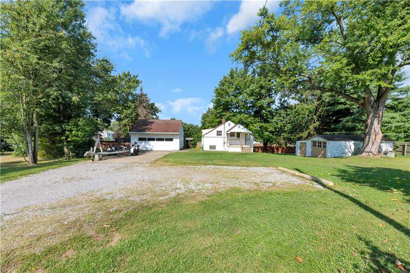 217 Hickory Drive - Photo 1
