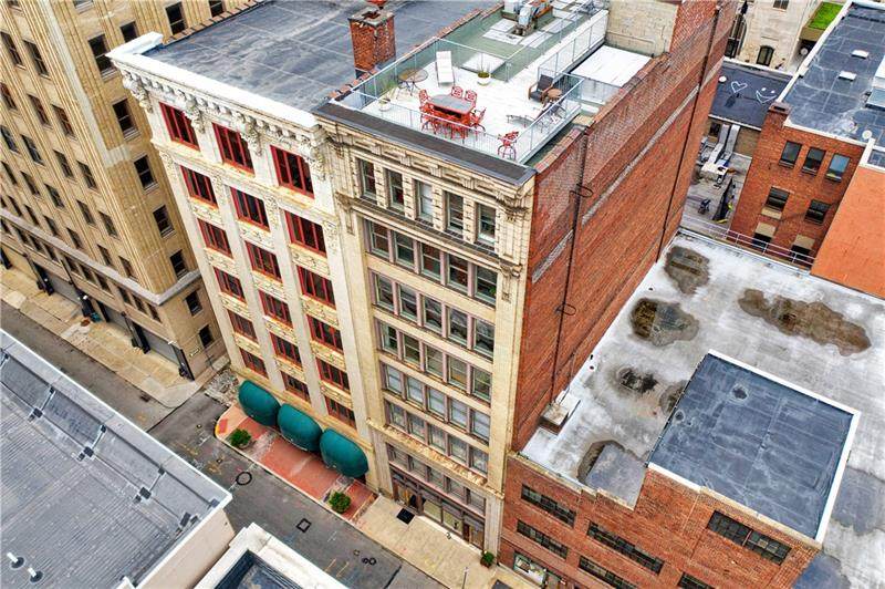 429 1st Ave - Photo 1
