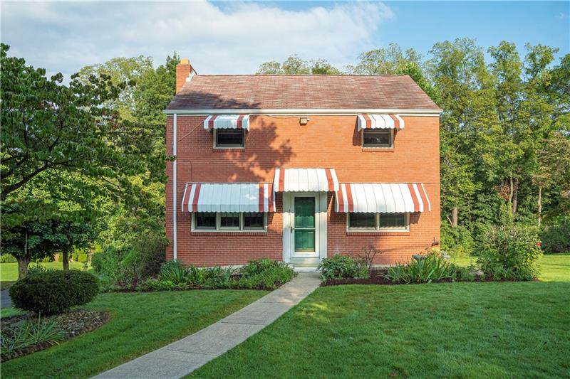 212 Grandview Drive - Photo 1