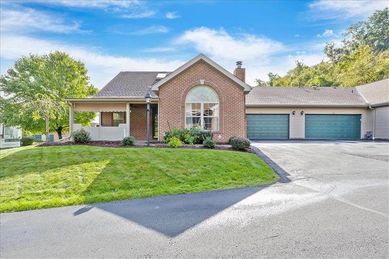 1469 Greenbriar Ct - Photo 1