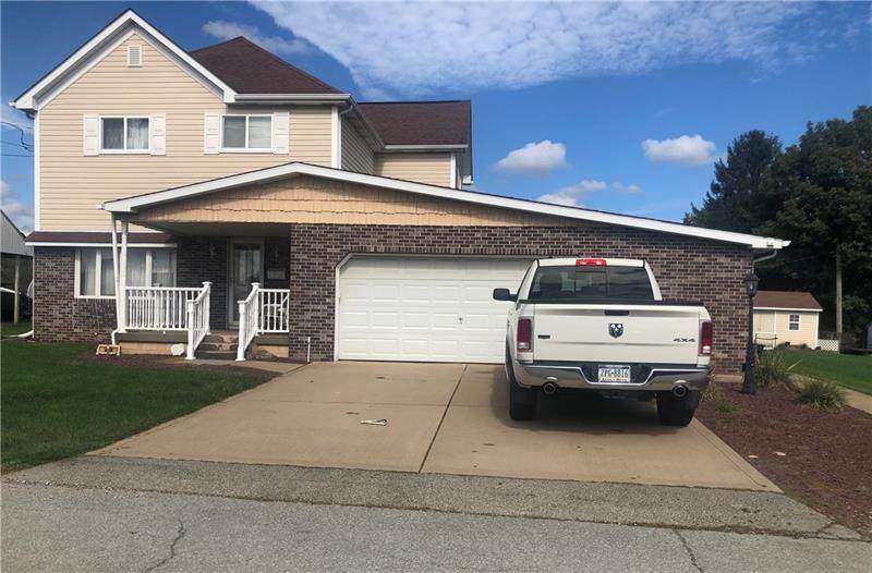 216 Dent St - Photo 1