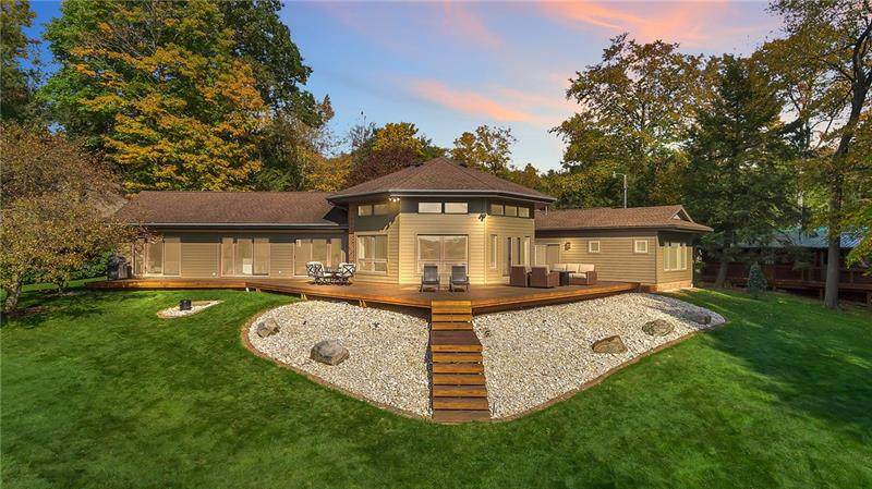 135 Cayuga Circle - Photo 1