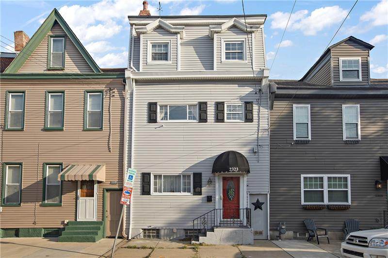 2323 Jane St - Photo 1