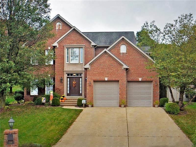 719 Rosewood Drive - Photo 1