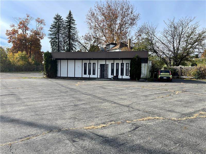 413 Washington St - Photo 1