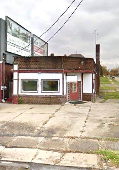 1225 Washington St - Photo 1