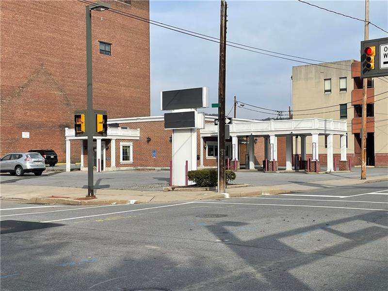 141 Walnut St - Photo 1