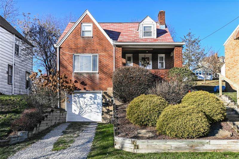 62 Lakewood Avenue - Photo 1