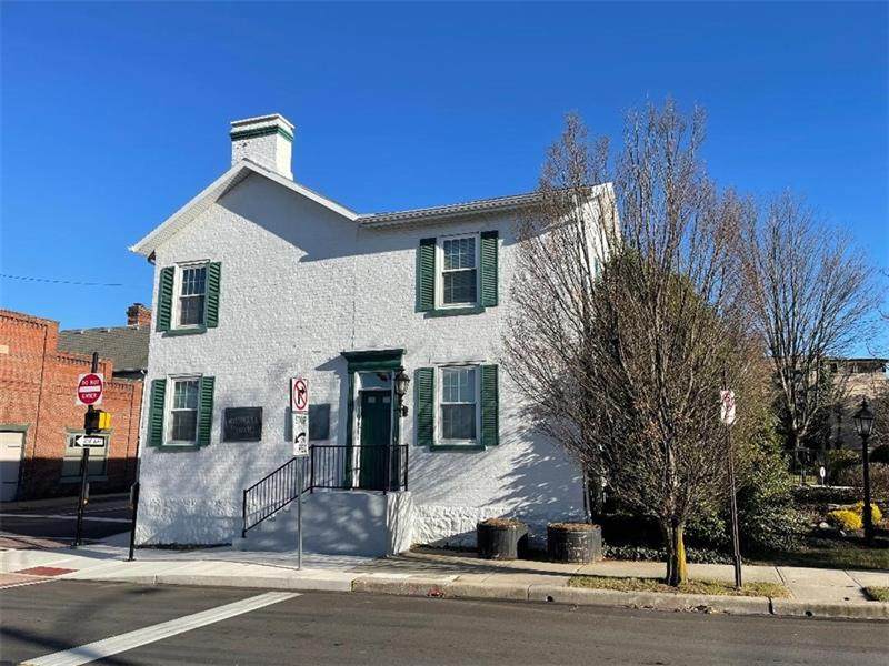 401 Depot St - Photo 1