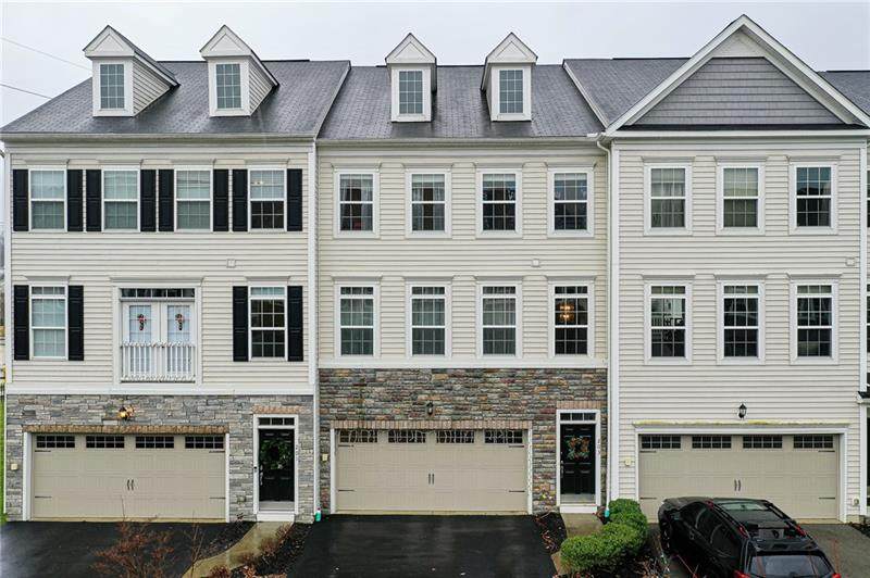 203 Eagle Dr - Photo 1