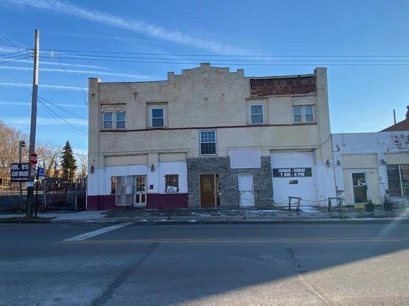 7304 Hamilton Avenue - Photo 1