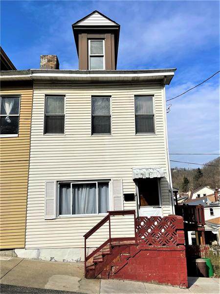 8 Spring St - Photo 1