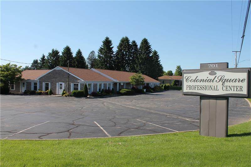 701 Hermitage Rd - Photo 1