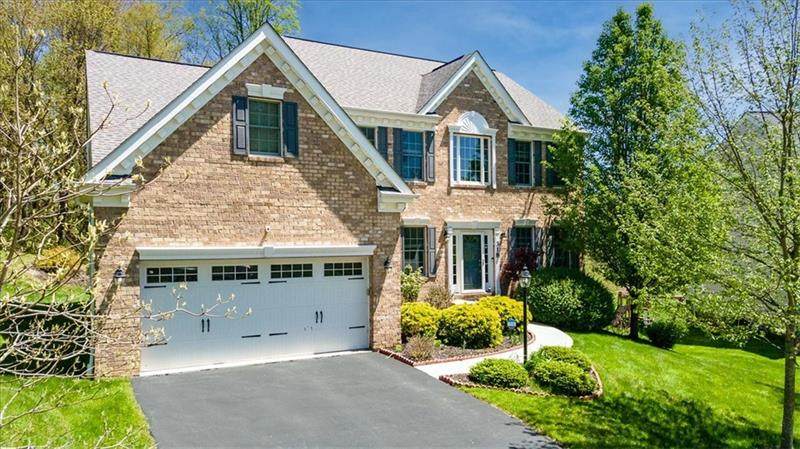 318 Providence Dr - Photo 1