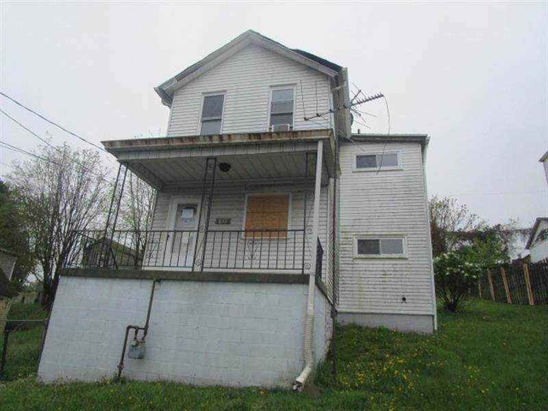 833 Oakland Ave - Photo 1