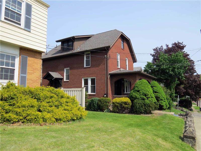 210 Franklin St - Photo 1