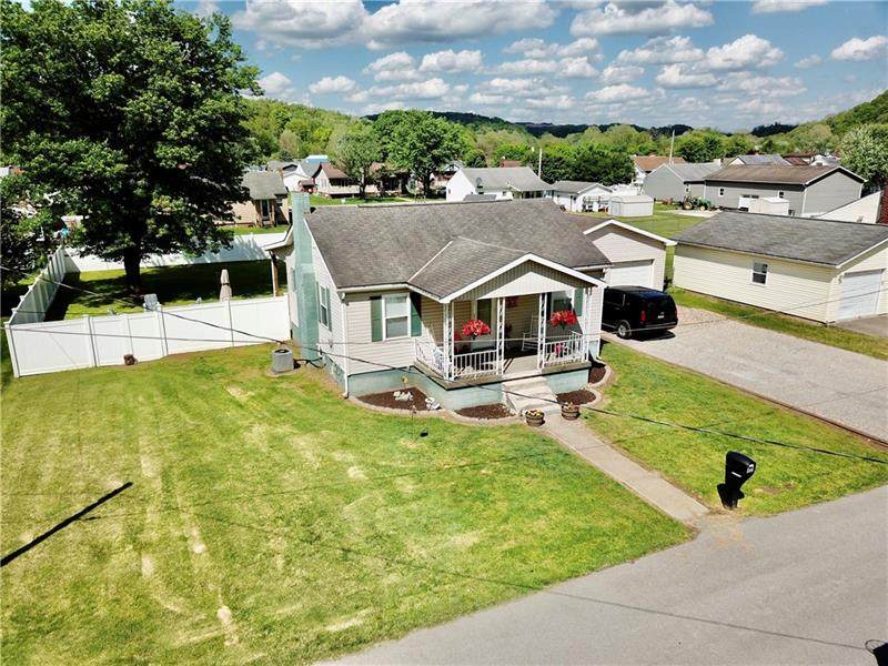 4 Oak St - Photo 1