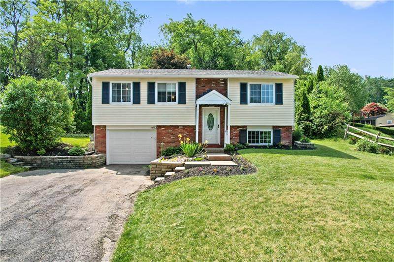 102 Wallridge Dr - Photo 1