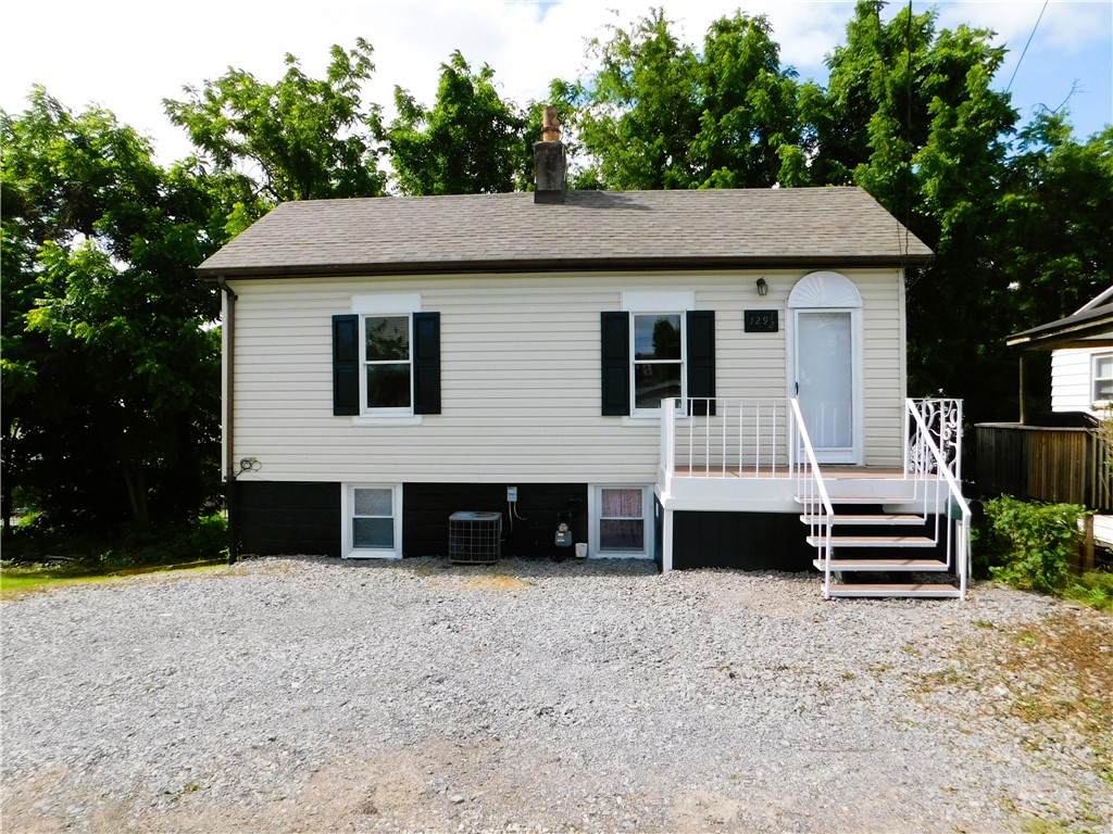 129 1/2 Murdock St - Photo 1