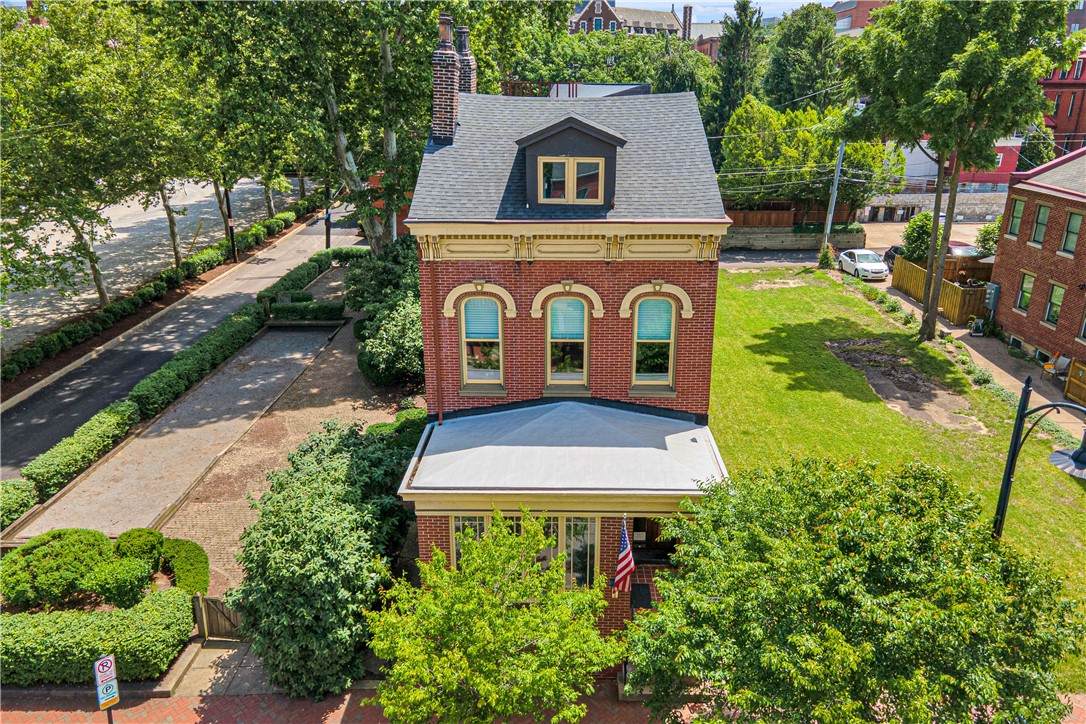 825 Western Avenue - Photo 1