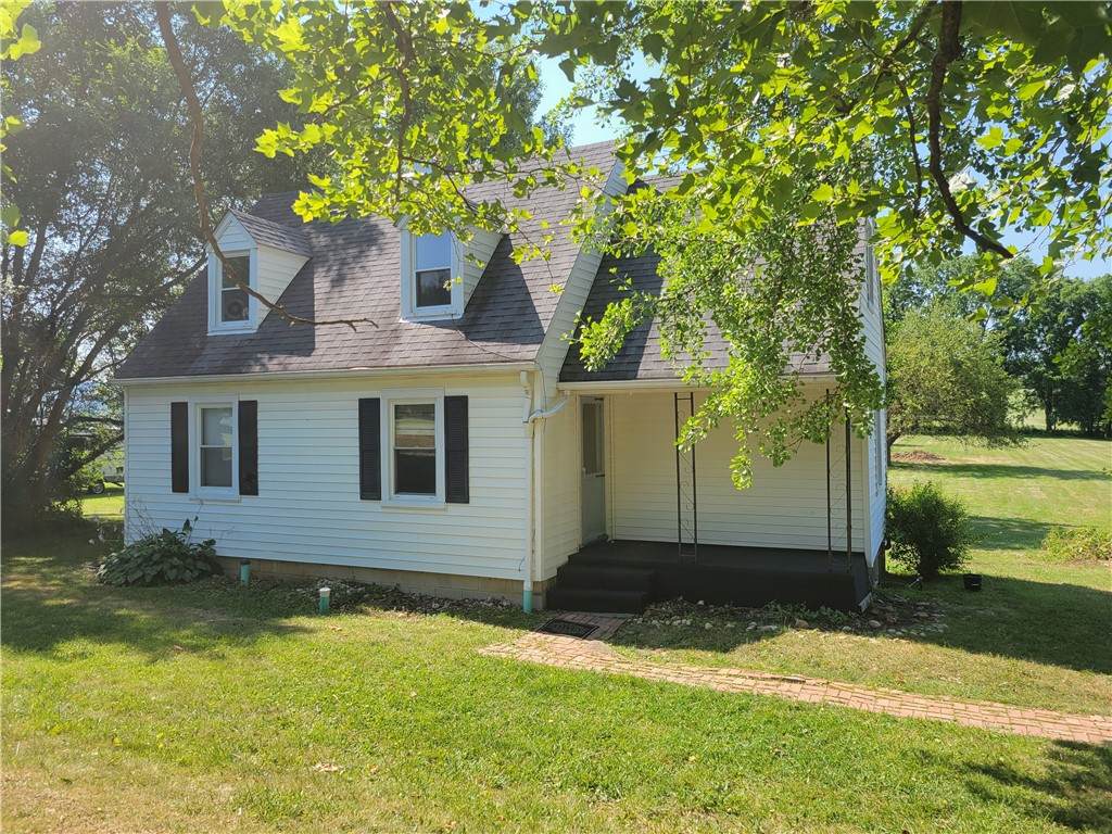 158 Holly Place - Photo 1