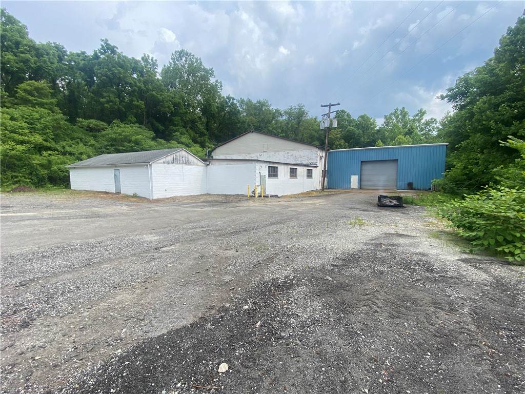 125 Old Rt. 21 - Photo 1