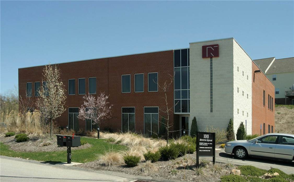 100 Houston Sq - Photo 1