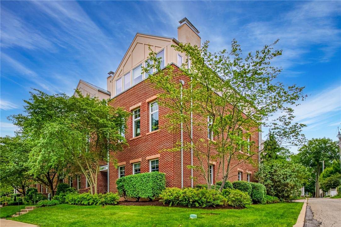 314 Academy Ave. - Photo 1