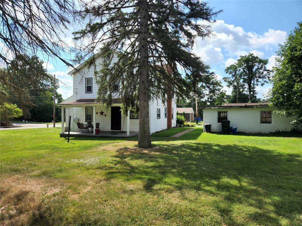 404 Wampum Avenue - Photo 1