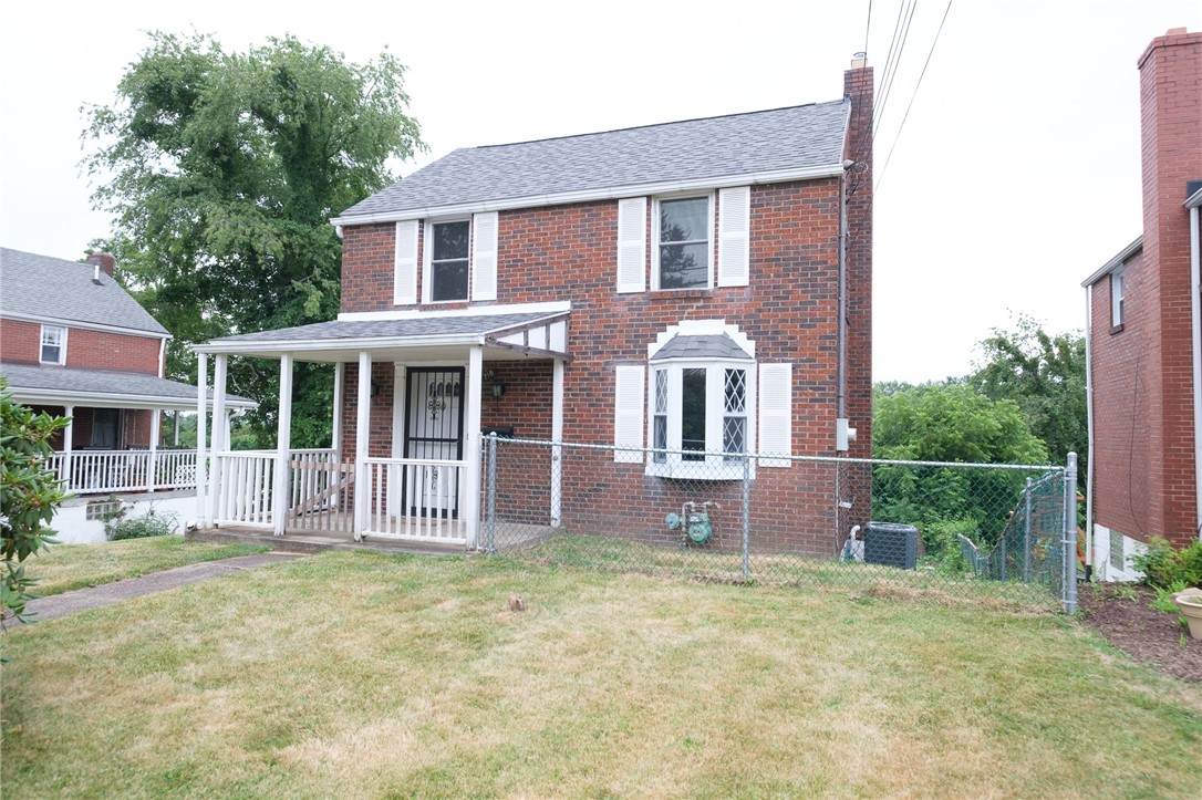 718 Clearview Dr - Photo 1