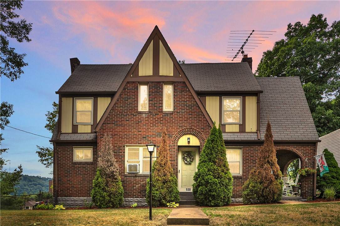530 Forest Avenue - Photo 1