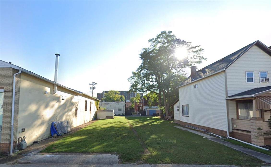 1616-1618 Fourth Avenue - Photo 1