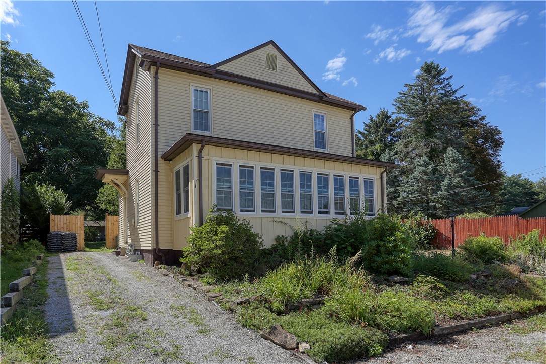 419 16th Avenue - Photo 1