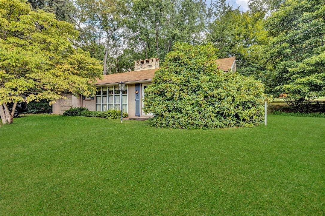 137 Mclanahan Dr - Photo 1