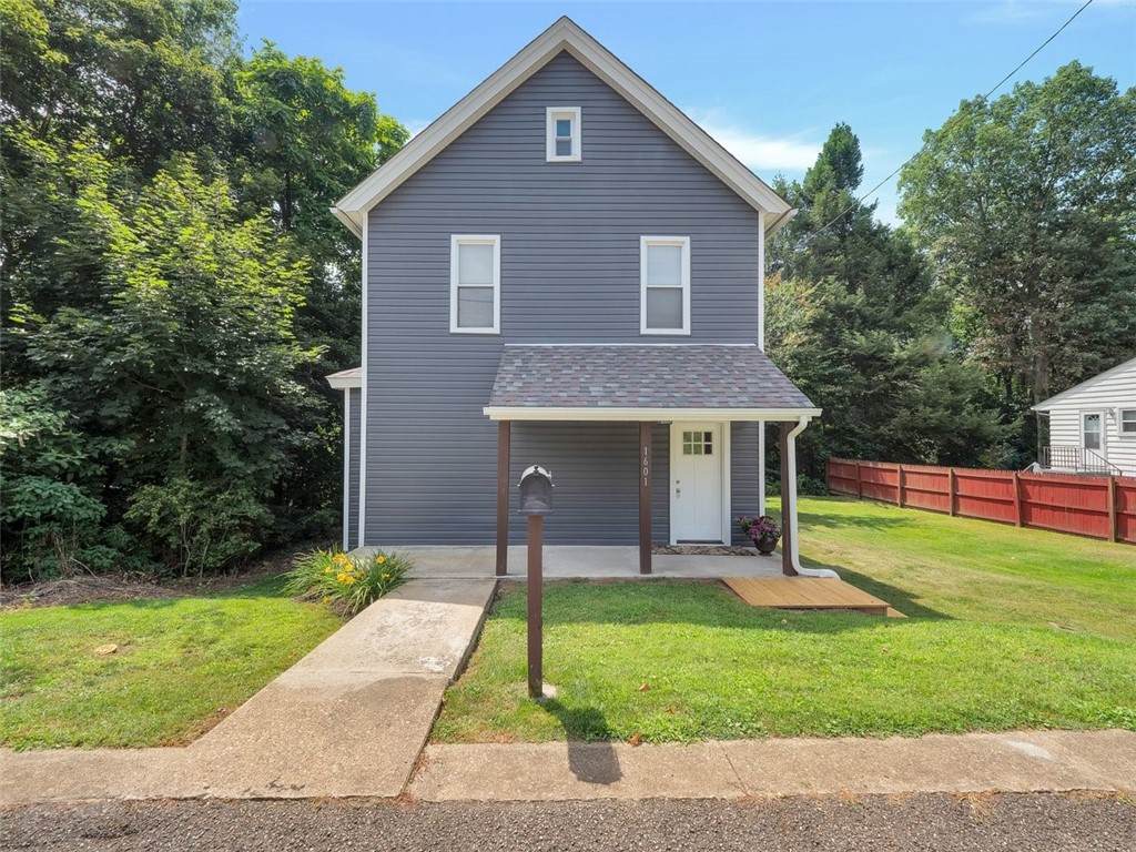 1601 Jackson St - Photo 1