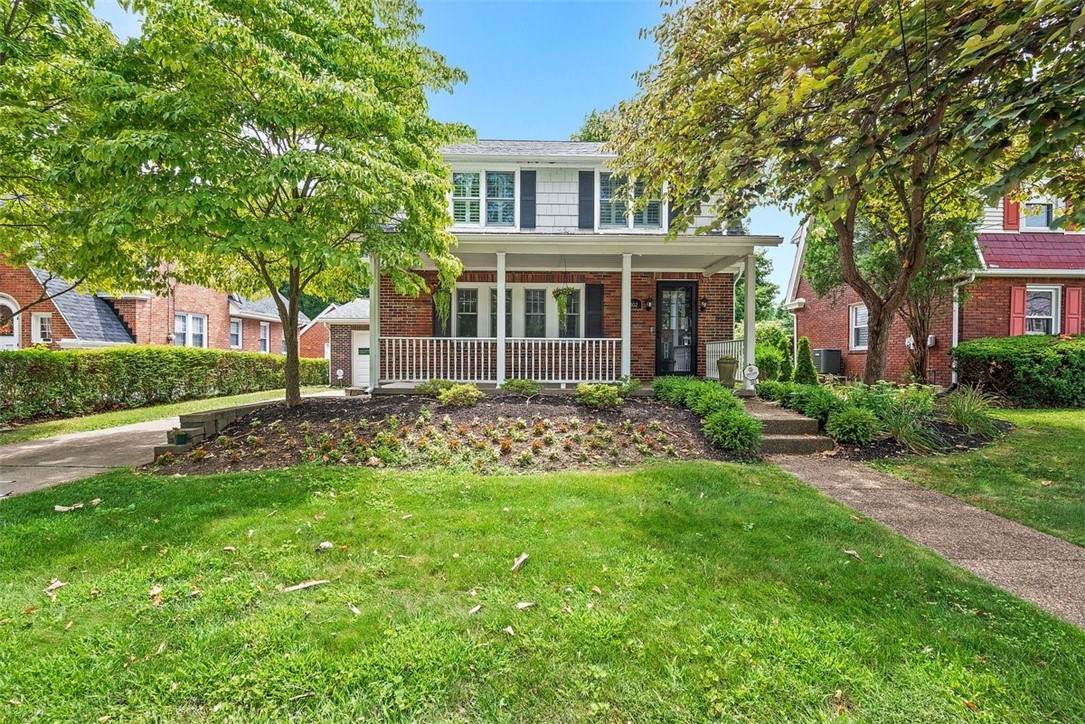 302 Orchard Ln - Photo 1