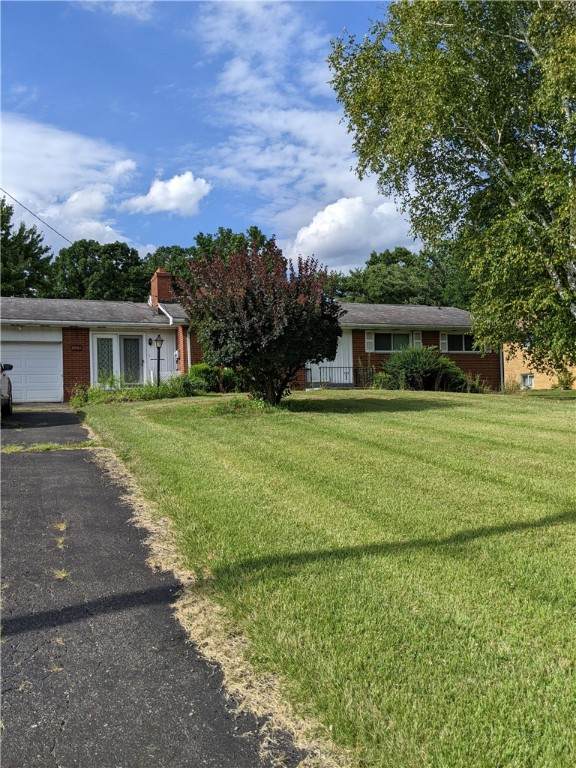 129 Oak Hills Manor - Photo 1