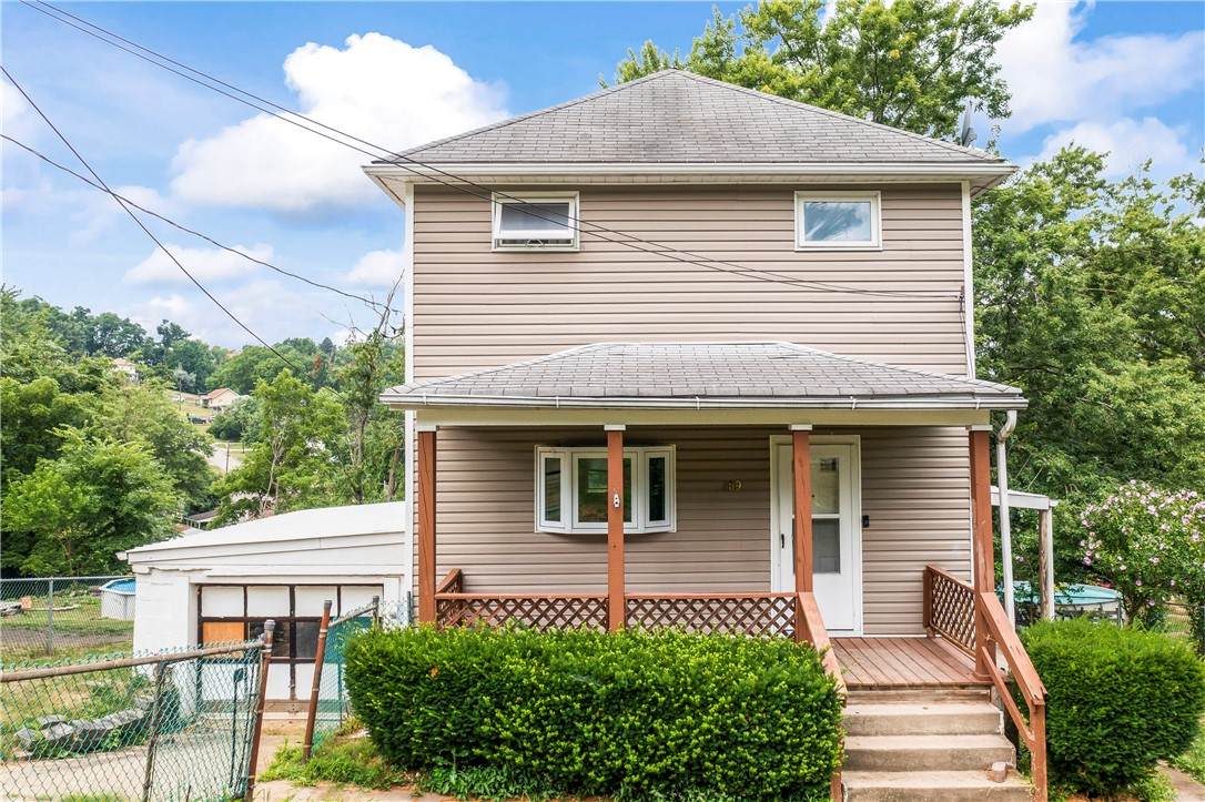 289 Roosevelt Street - Photo 1