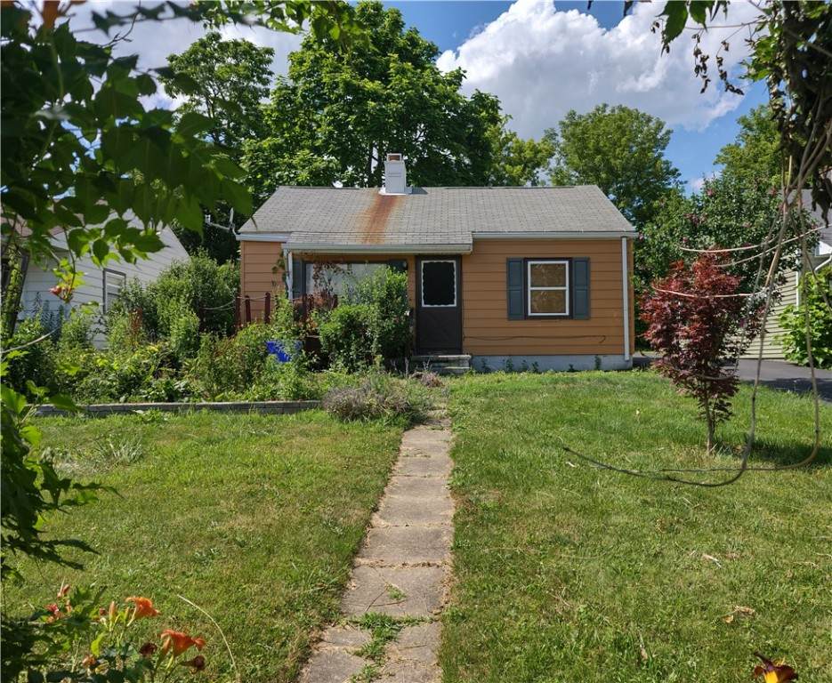 1031 Ryan Ave - Photo 1