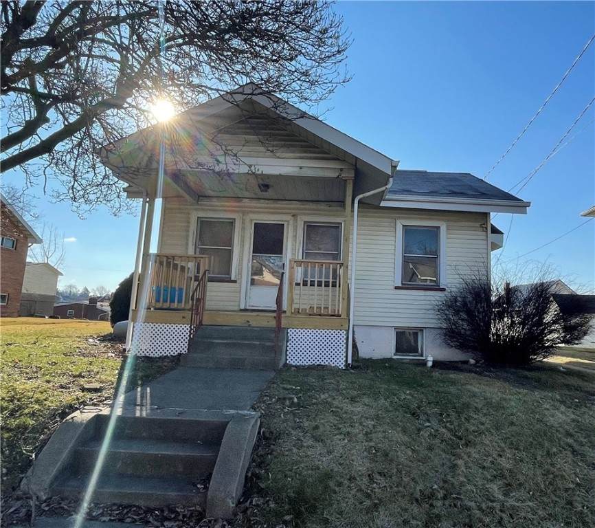346 Tyler Ave - Photo 1